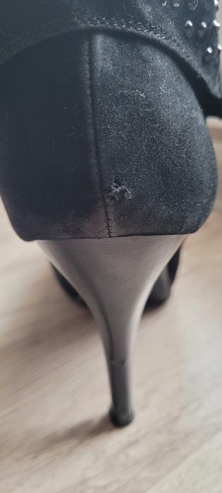 Botki na obcasie szpilki 39