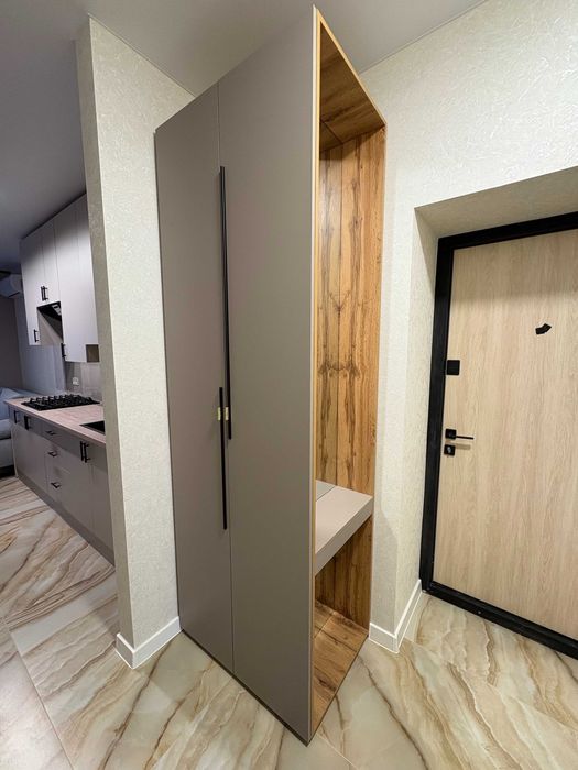 Шикарна квартира з новим ремонтом і технікою. Набережна. Кухня - 19 м.