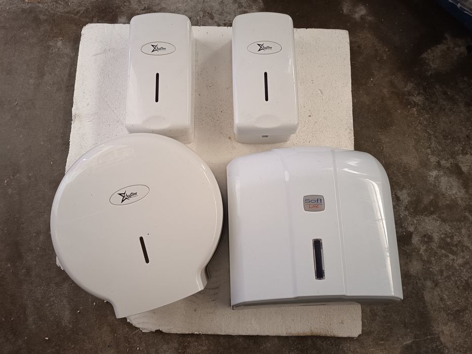 Dispensador de Papel de Mãos e Dispensador de Papel Higiénico