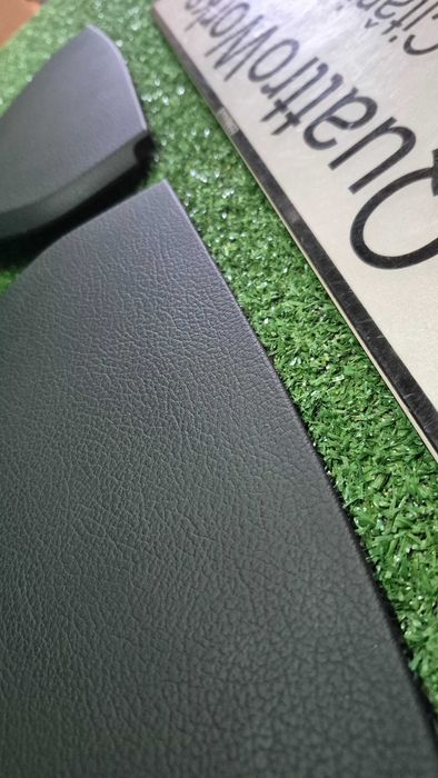 Tampas Laterais Tablier Pretas Originais Audi A4 B6 B7 8E - Excelente Estado