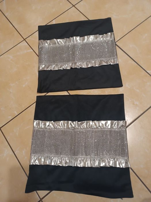Nowe czarne welurowe poszewki
