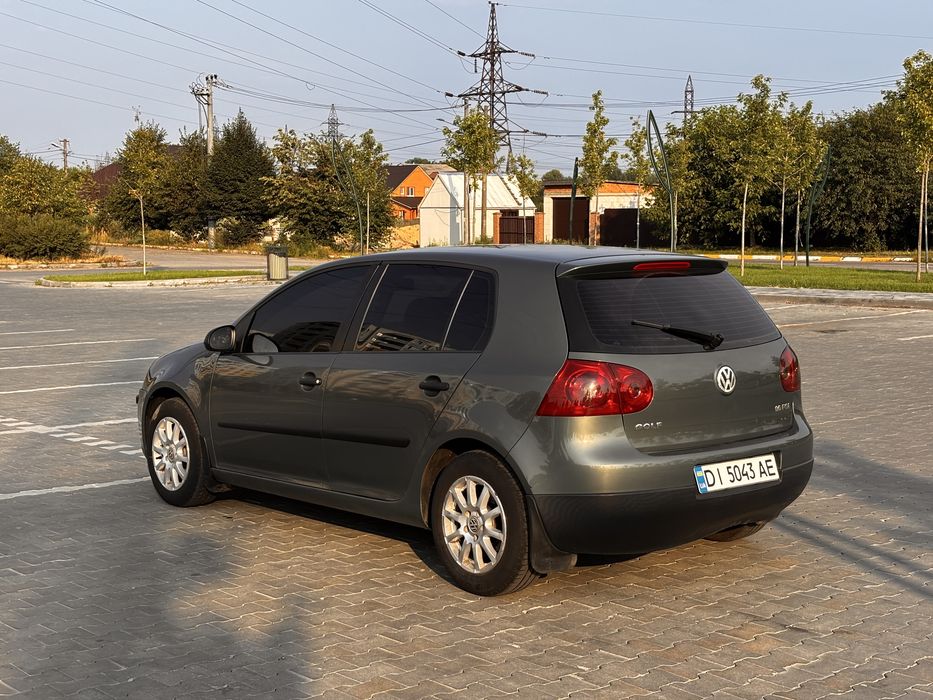 VWGolf 5 1.6 2004