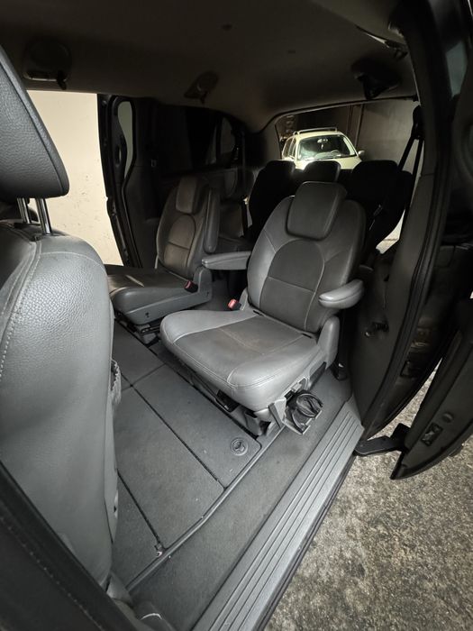 Chrysler Grand Voyager 2.8 CRD ATX SE 150cv - 7 lug- cxauto - Nacional