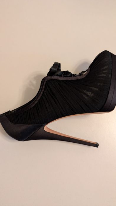 Туфлі на випускний жіночі Casadei ( оригінал)