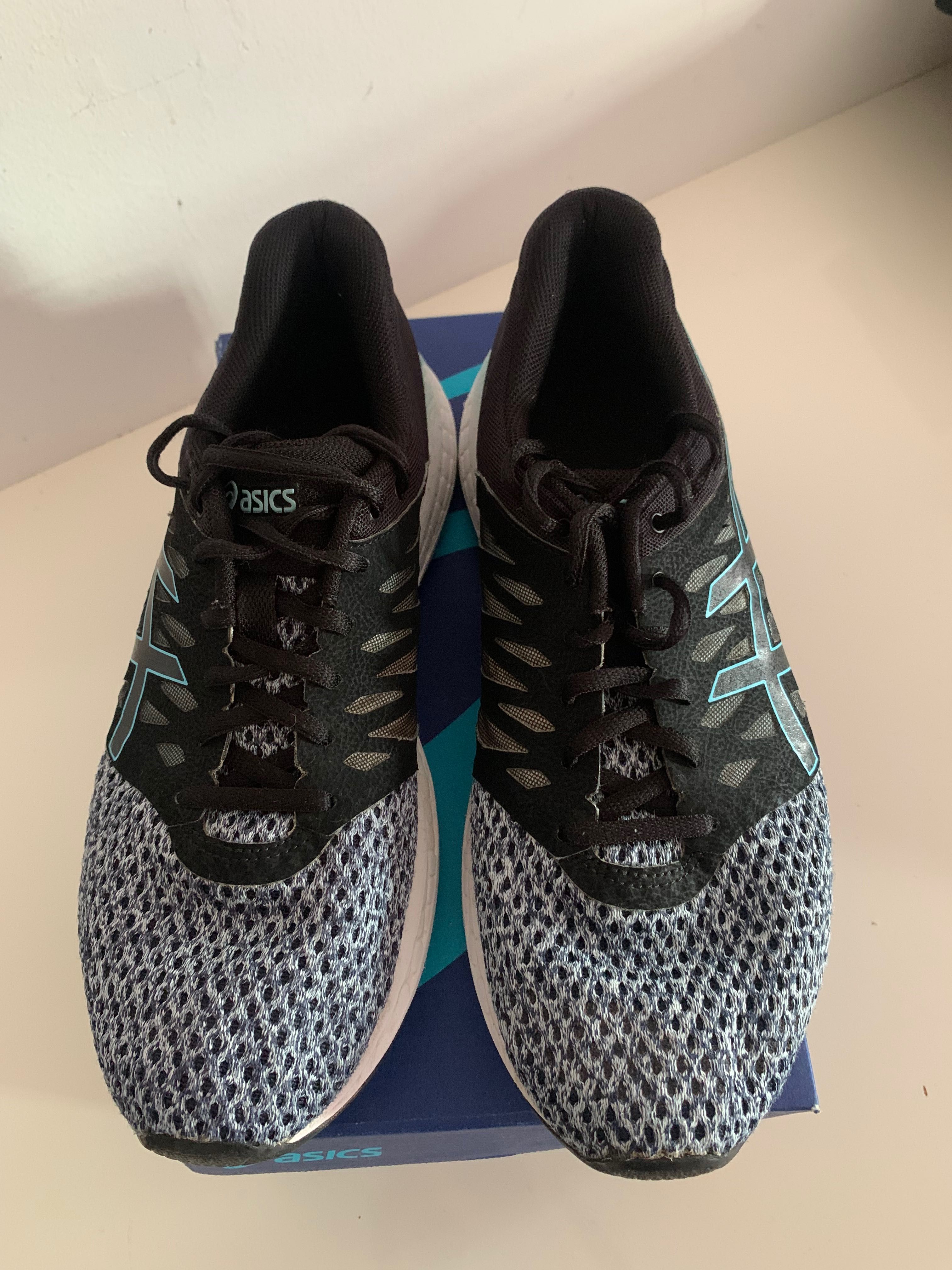 Asics top gel exact