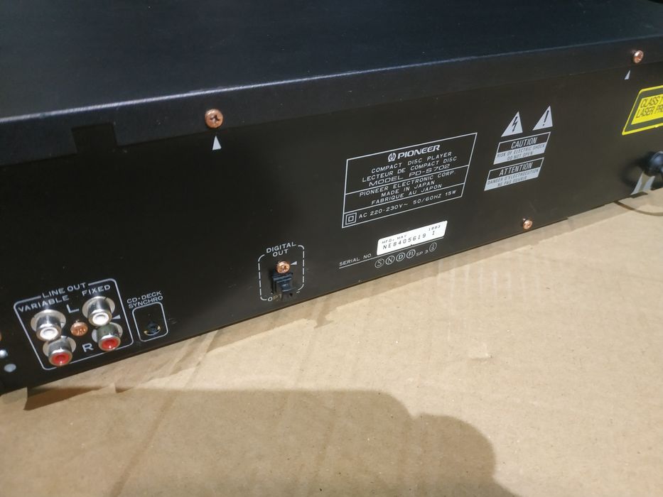 Pioneer Compact Disk Player PD-S702