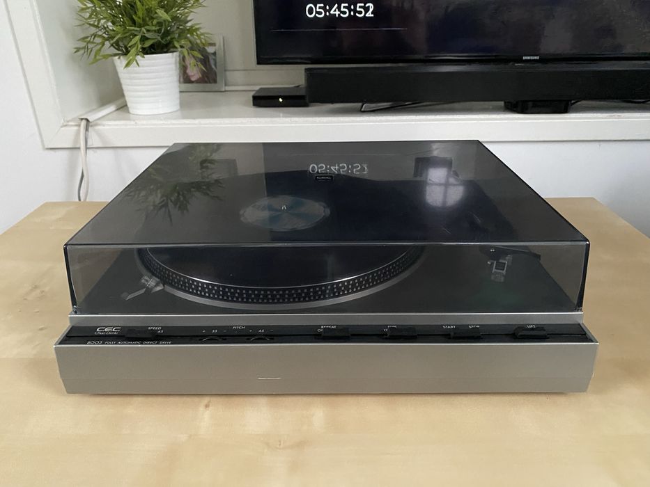 Japonski Gramofon CEC 8003