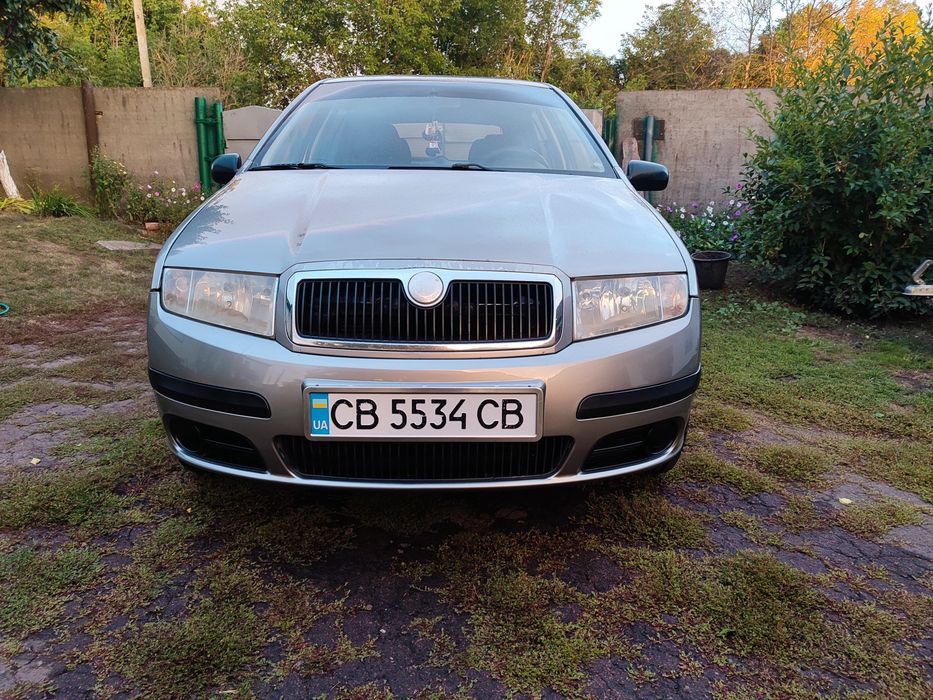 продам автомобіль шкода Фабія