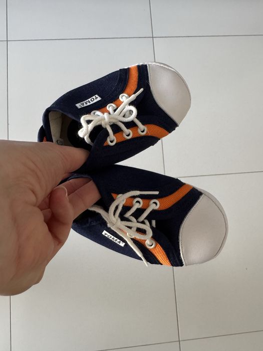 Trampki Toma niemowlęce, idealne na sesję