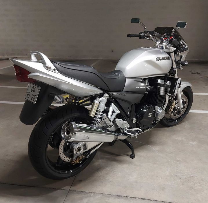 SUZUKI GSX 1400 (( 13,200 Kms )) Nacional
