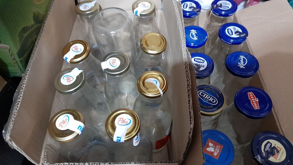 Butelki szklane z zakretkami tvist 750 ml-90 szt