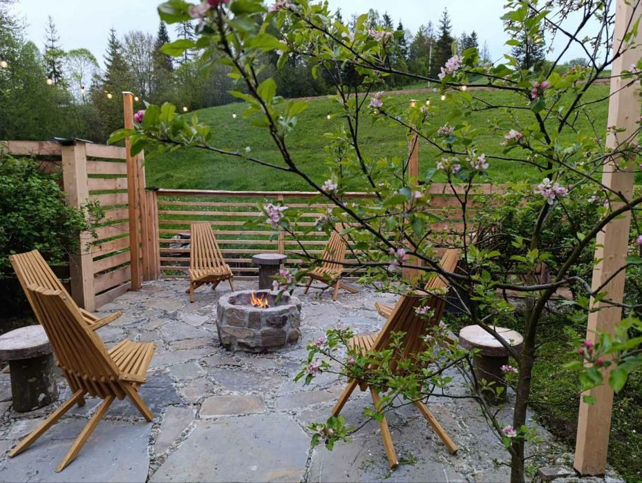 Окремий будинок.Чан .Басейн .Оренда Славське Відпочинок Карпатах.Житло