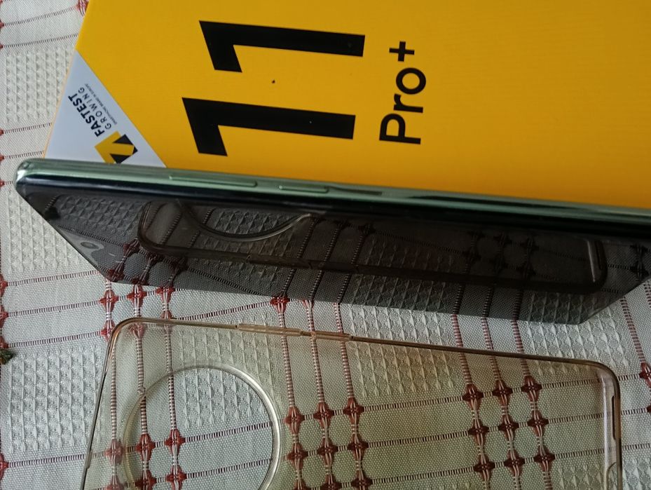 Sprzedam Realme 11 pro+ 5G