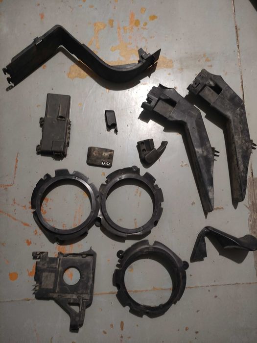 Пластик печки, воздуховоды, салона.  Корпус фильтра салона Октавия тур