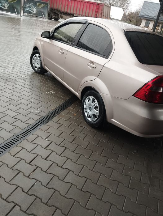 Продам шевролє авео т250