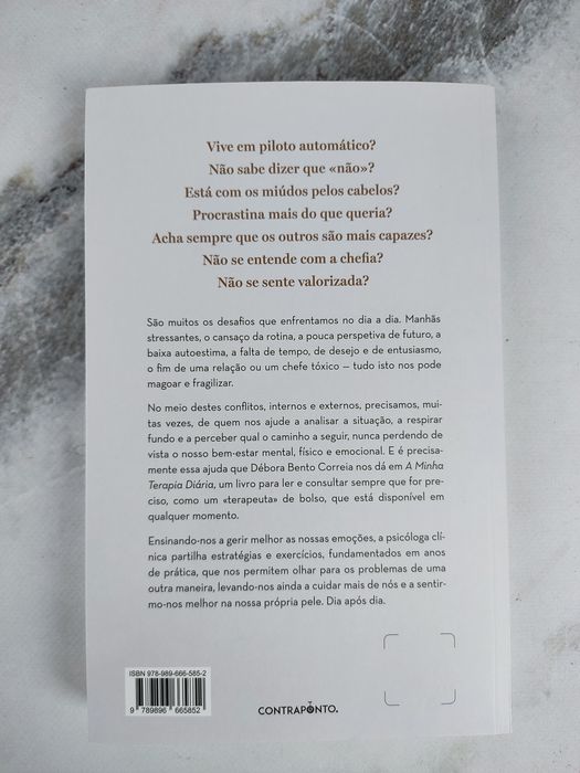 Novo - A Minha Terapia Diária 
Ferramentas para gerir o seu bem-estar emocional e mental
de Débora Bento Correia