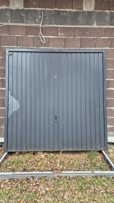 Brama garażowa Wiśniowski uchylna 233 x 235cm nowa kompletna