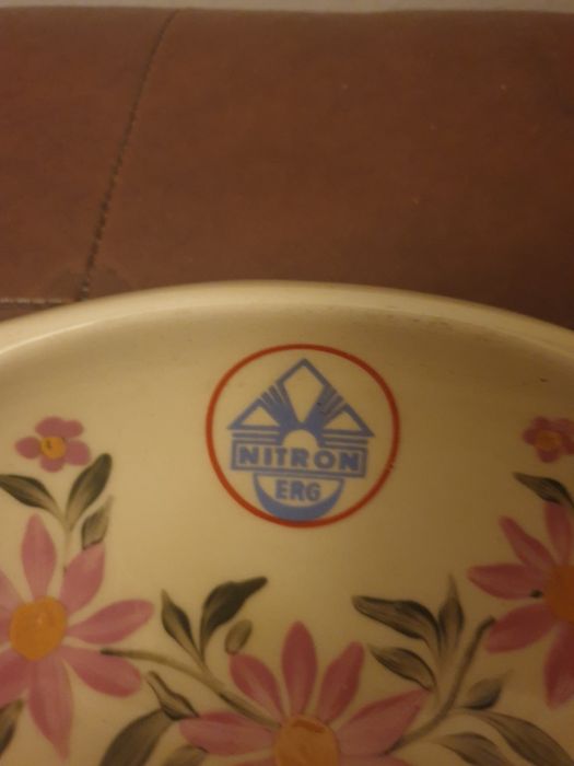 Popielniczka tułowice porcelana łódeczka NITRON ERG