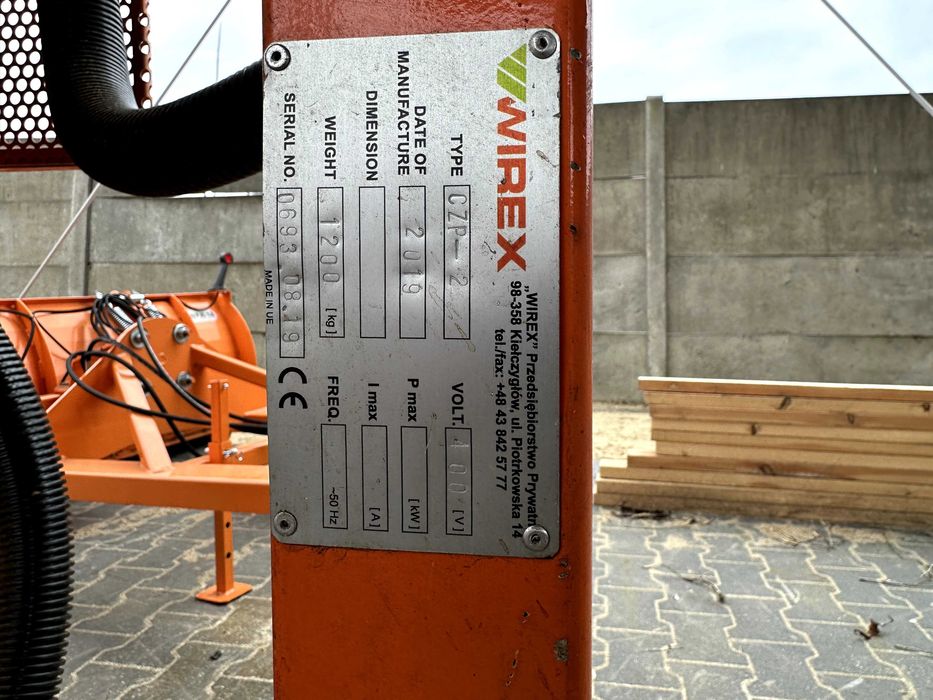 Trak taśmowy pionowy CZP-2 WIREX, automatyczny rozstaw głowic