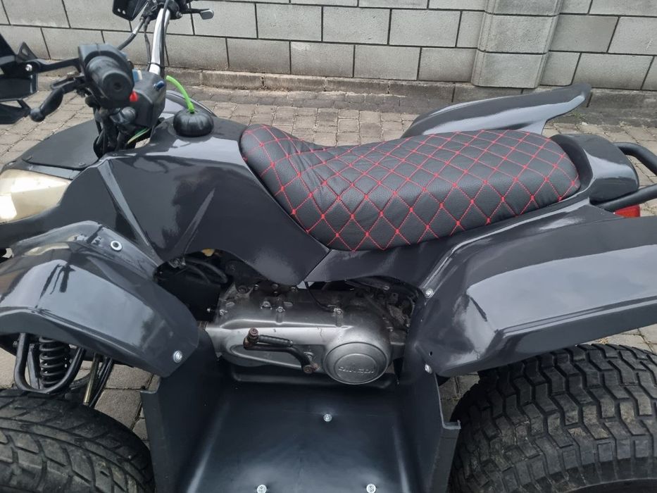 Дитячий квадроцикл Qingqi 2016р в хорошому стані.