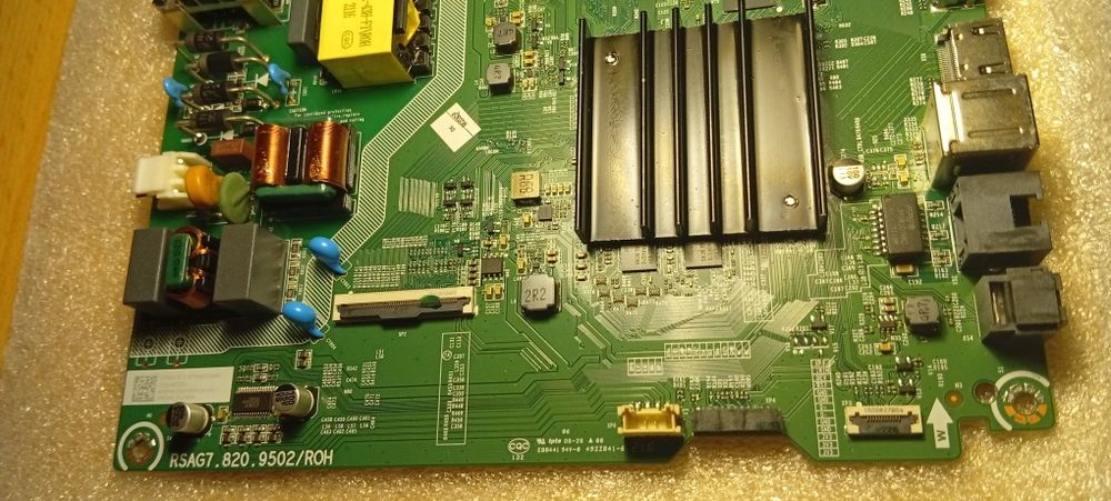 Placa Principal (Main Board) / Fonte Integrada TV Hisense