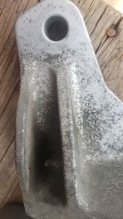 подушка кпп (коробки передач] volvo