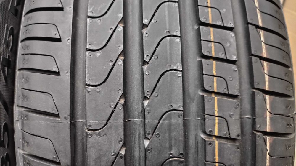 шини 235/45R18  99%. 23-24р. Pirelli