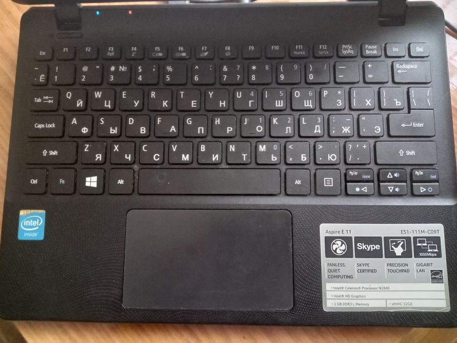 нетбук acer aspire e 11