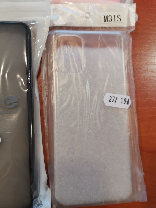 Etui zamykane pokrowiec plecki case do Samsung Galaxy M31S