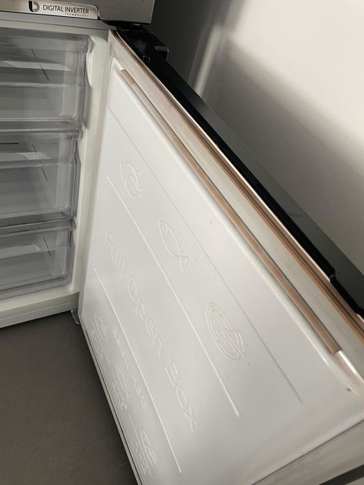 Frigorífico Samsung Modelo Rb33N301NSA