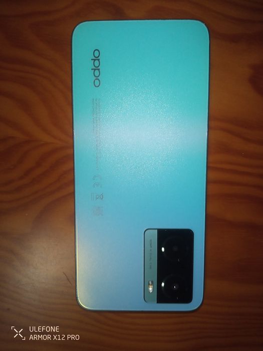 OPPO A57 S como novo