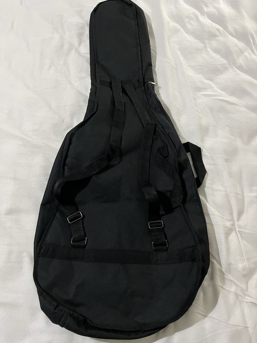 Vendo capa de guitarra acústica