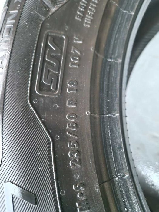2szt UNIROYAL MSPlus77 235/60/18 107V XL 8mm Opony Zimowe Zima
