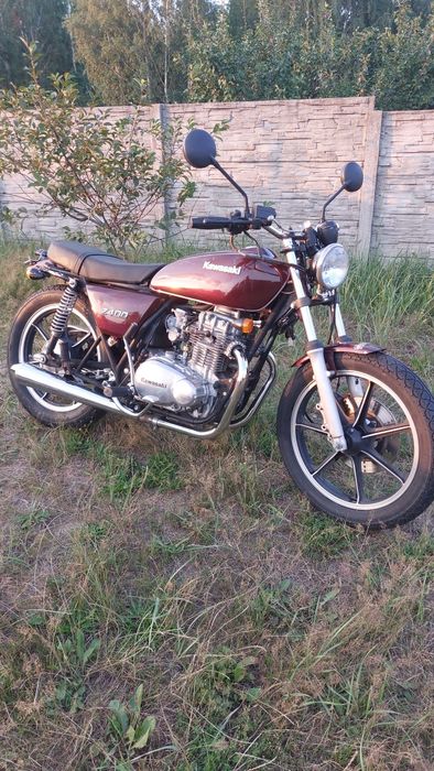 Kawasaki z 400  Brat Style