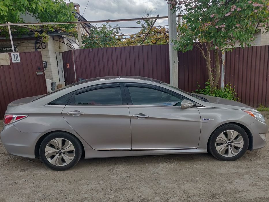 Продам Hyundai Sonata Limited Hybrid