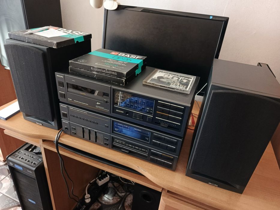 Wieża  Philips 1988r. kolumny, jak nowa, super dźwięk