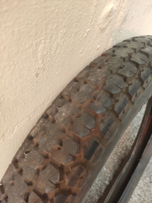 Pneu Dunlop Universal