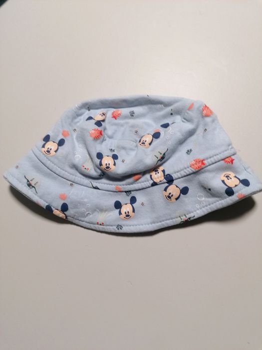 Chapéu de Bebé com Mickeys
