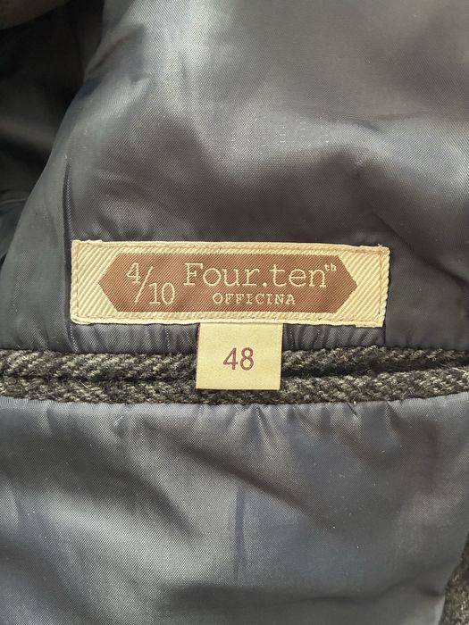 Пальто four.ten (італія)