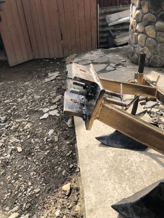 Плуги (марка) до мотоблока