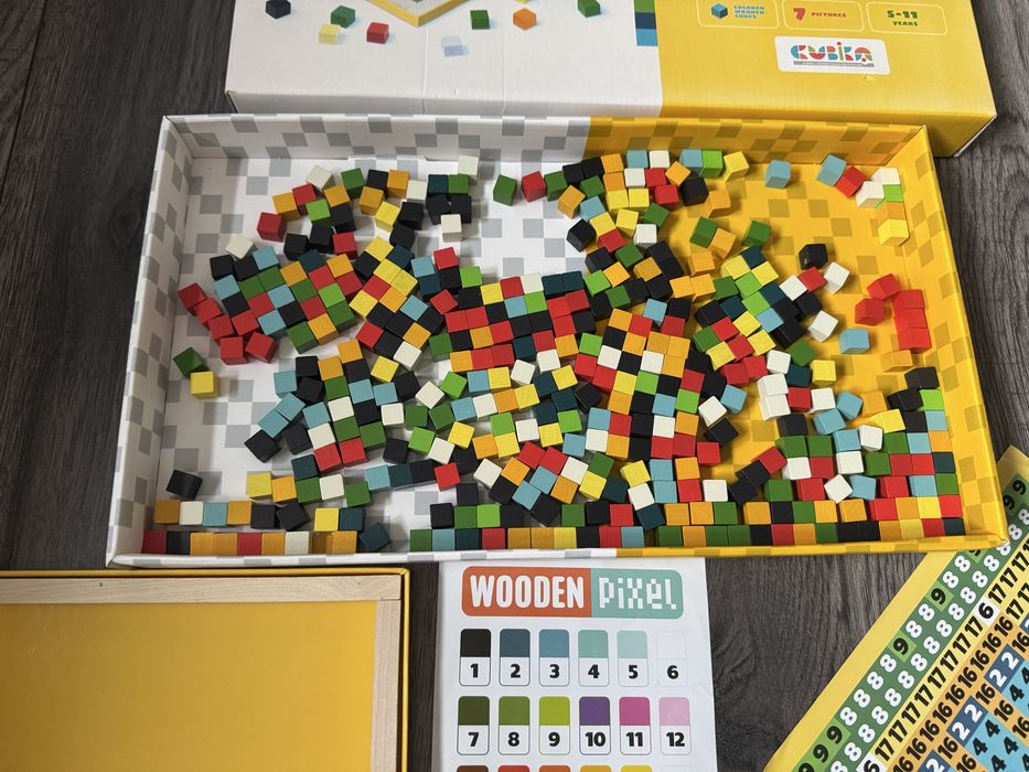 Деревʼяна мозаїка Wooden Pixel Cubika піксель (Машини)