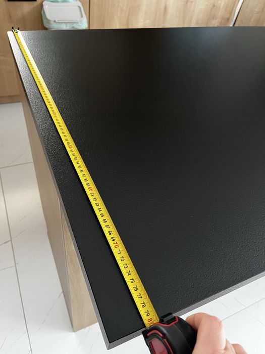 Blat na wyspę kuchenną z bokiem