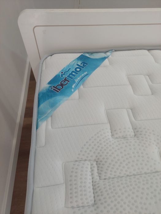 Cama de criança/adolescente marca trama                   trama