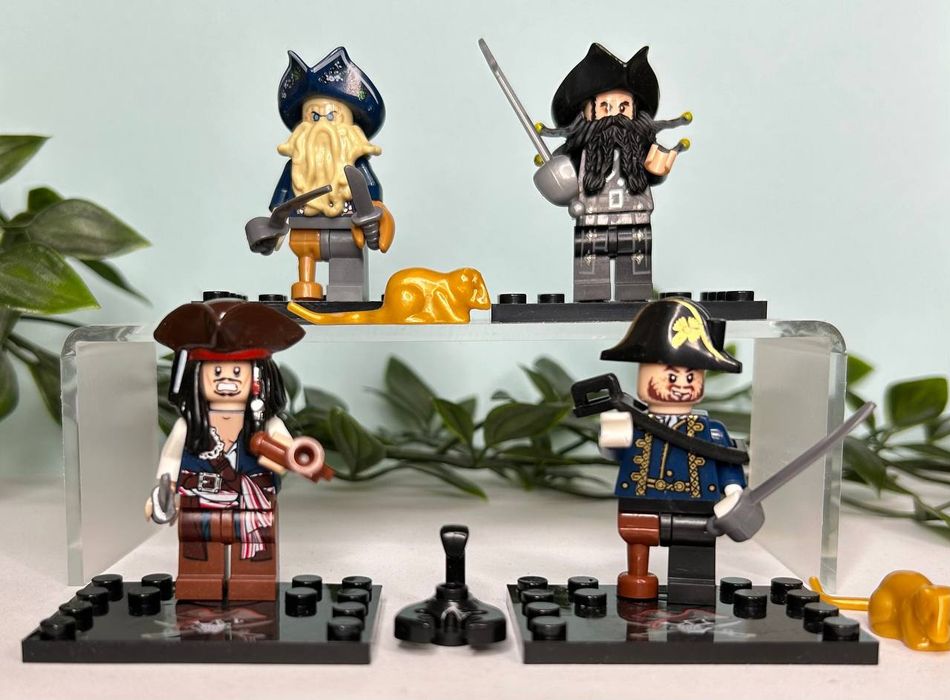 Фигурки Lego Пираты Карибского моря Lego Pirates of the Caribbean
