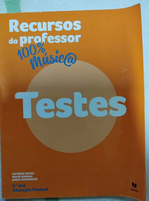 Livro de e. musical, caderno atividades, testes e registos de avaliaçã