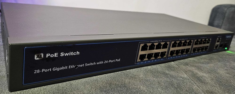 YuanLey 28-portowy Gigabitowy Przełącznik PoE z 24-portowym PoE +400W