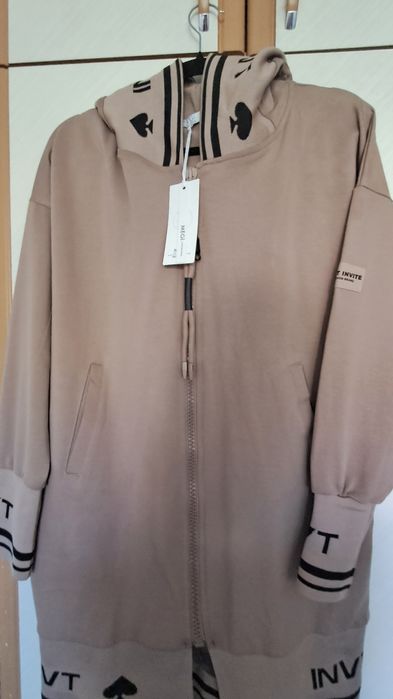 Nowa narzutka-bluza firmy Megi roz.S-M