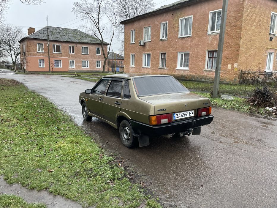 Продам ваз 21099