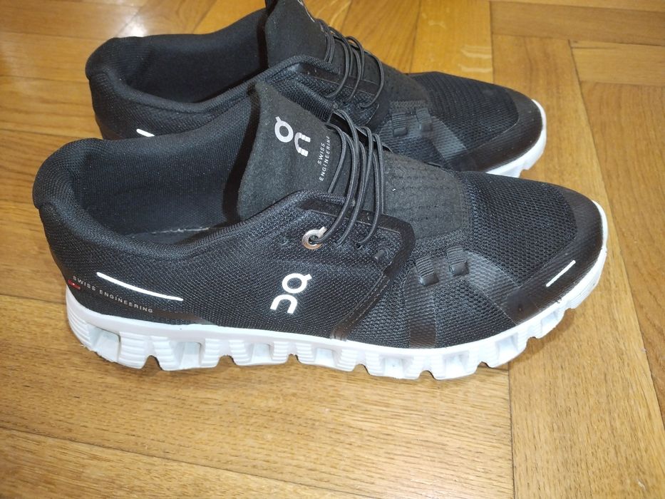 Ténis On cloud 5 size 44