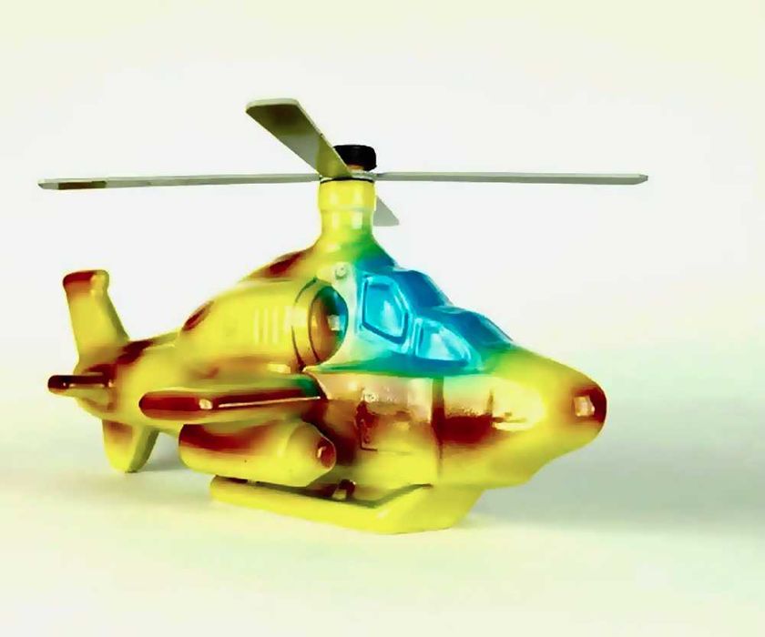 Бутылка-сувенир из серии военный вертолет